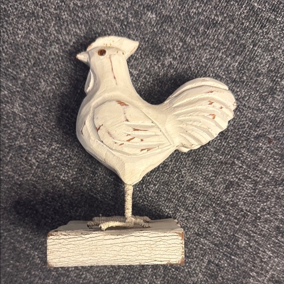 Rustic Cream Wooden Rooster Figurine - Picture 6 of 6